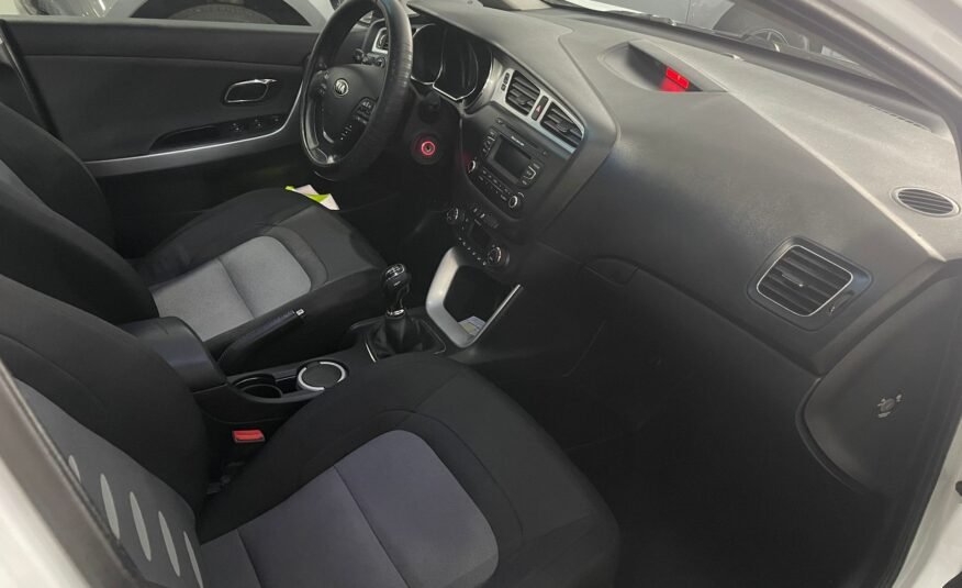 KIA ceed 1.4 CRDi WGT 90cv Drive