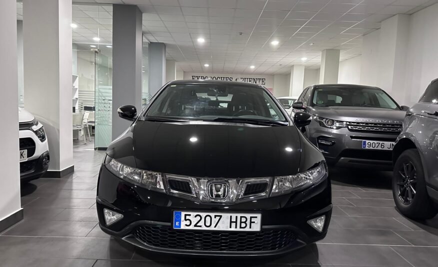 HONDA CIVIC 1.8 iVTEC Sport