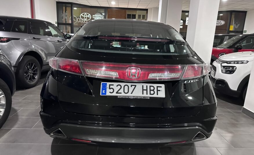 HONDA CIVIC 1.8 iVTEC Sport