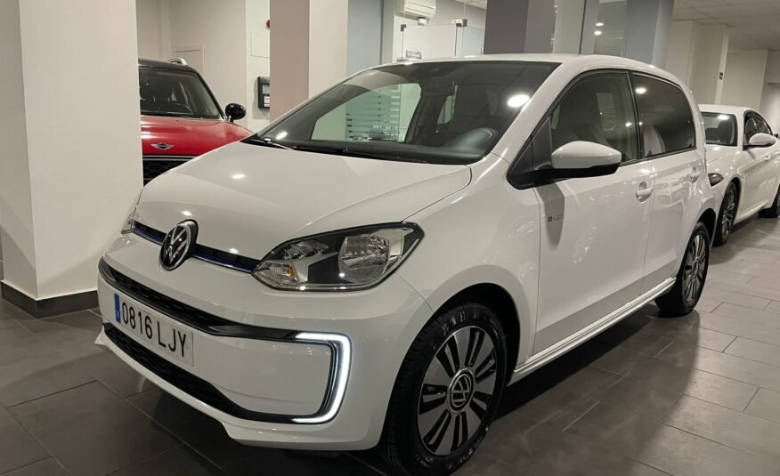 VOLKSWAGEN e-up! Style 61kW 83CV