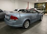 VOLVO C70 D5 Momentum Auto