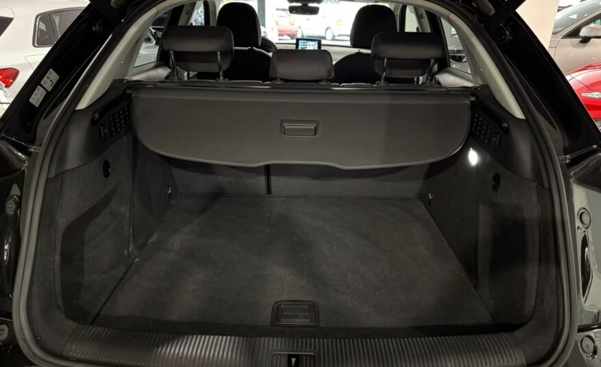 AUDI Q3 Black line ed 1.4 TFSI CoD 110kW S tron