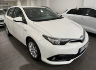 TOYOTA AURIS 1.8 140H Hybrid Active