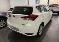 TOYOTA AURIS 1.8 140H Hybrid Active