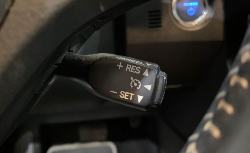 TOYOTA AURIS 1.8 140H Hybrid Active