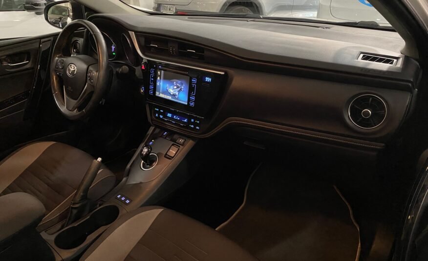 TOYOTA AURIS 1.8 140H Hybrid Active