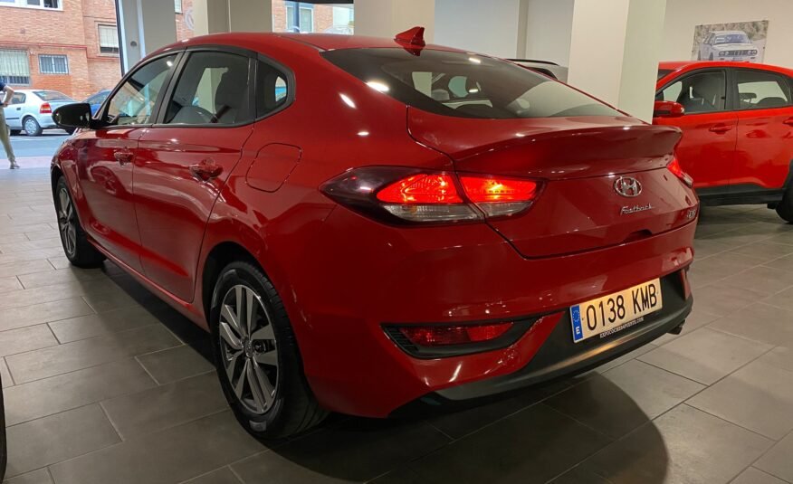HYUNDAI I30 1.0 TGDI Klass Max Fastback