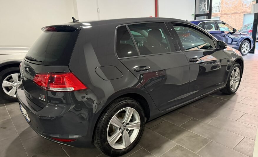 VOLKSWAGEN GOLF Advance 1.4 TSI
