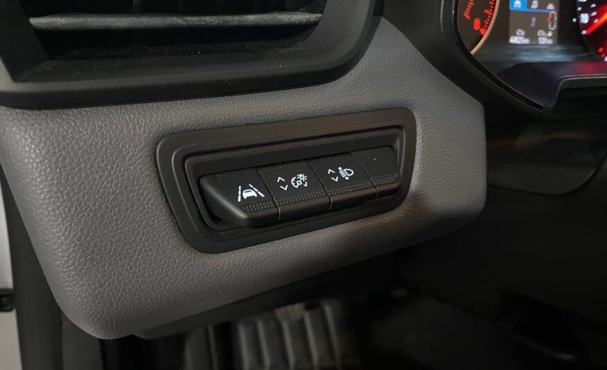 RENAULT Clio Business SCe