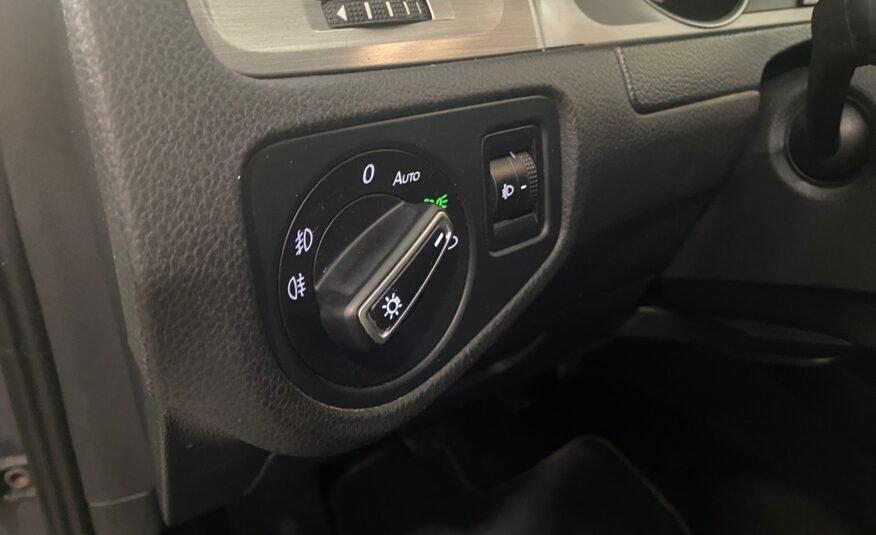 VOLKSWAGEN GOLF Advance 1.4 TSI