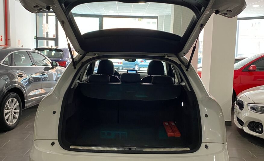 AUDI Q3 Design edition 1.4 TFSI CoD