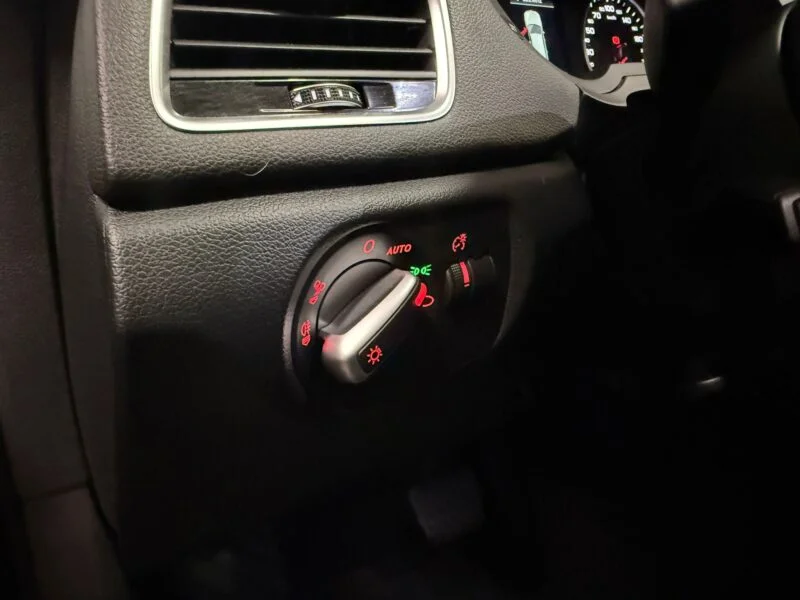 AUDI Q3 Black line ed 1.4 TFSI CoD 110kW S tron