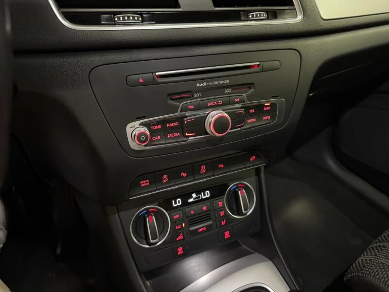 AUDI Q3 Black line ed 1.4 TFSI CoD 110kW S tron