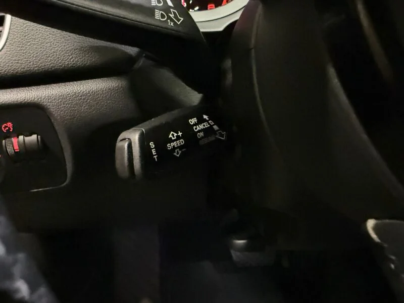 AUDI Q3 Black line ed 1.4 TFSI CoD 110kW S tron