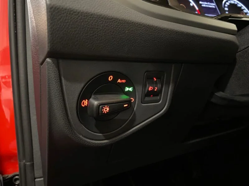 VOLKSWAGEN POLO Advance 1.0 TSI