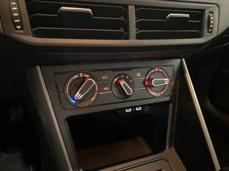 VOLKSWAGEN POLO Advance 1.0 TSI