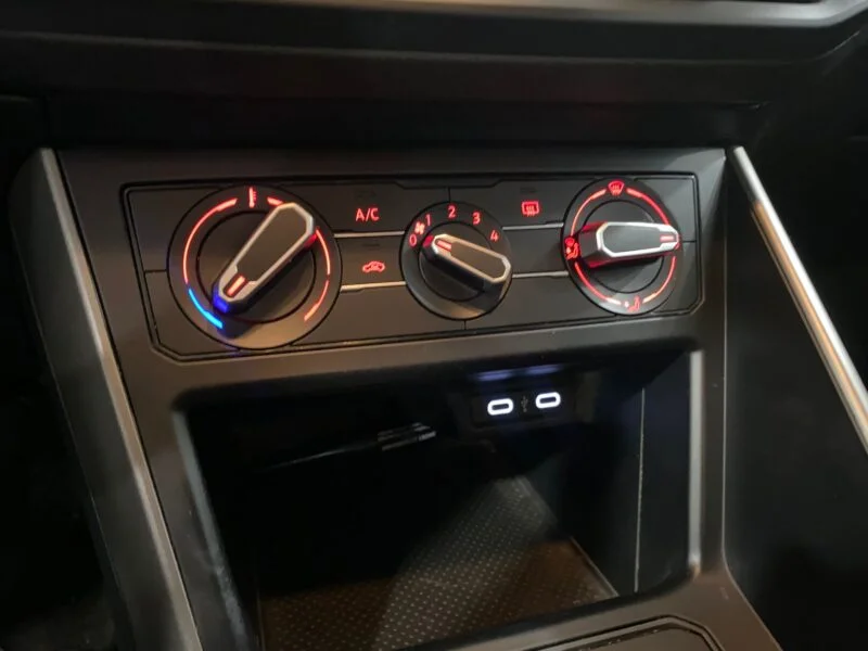 VOLKSWAGEN POLO Advance 1.0 TSI