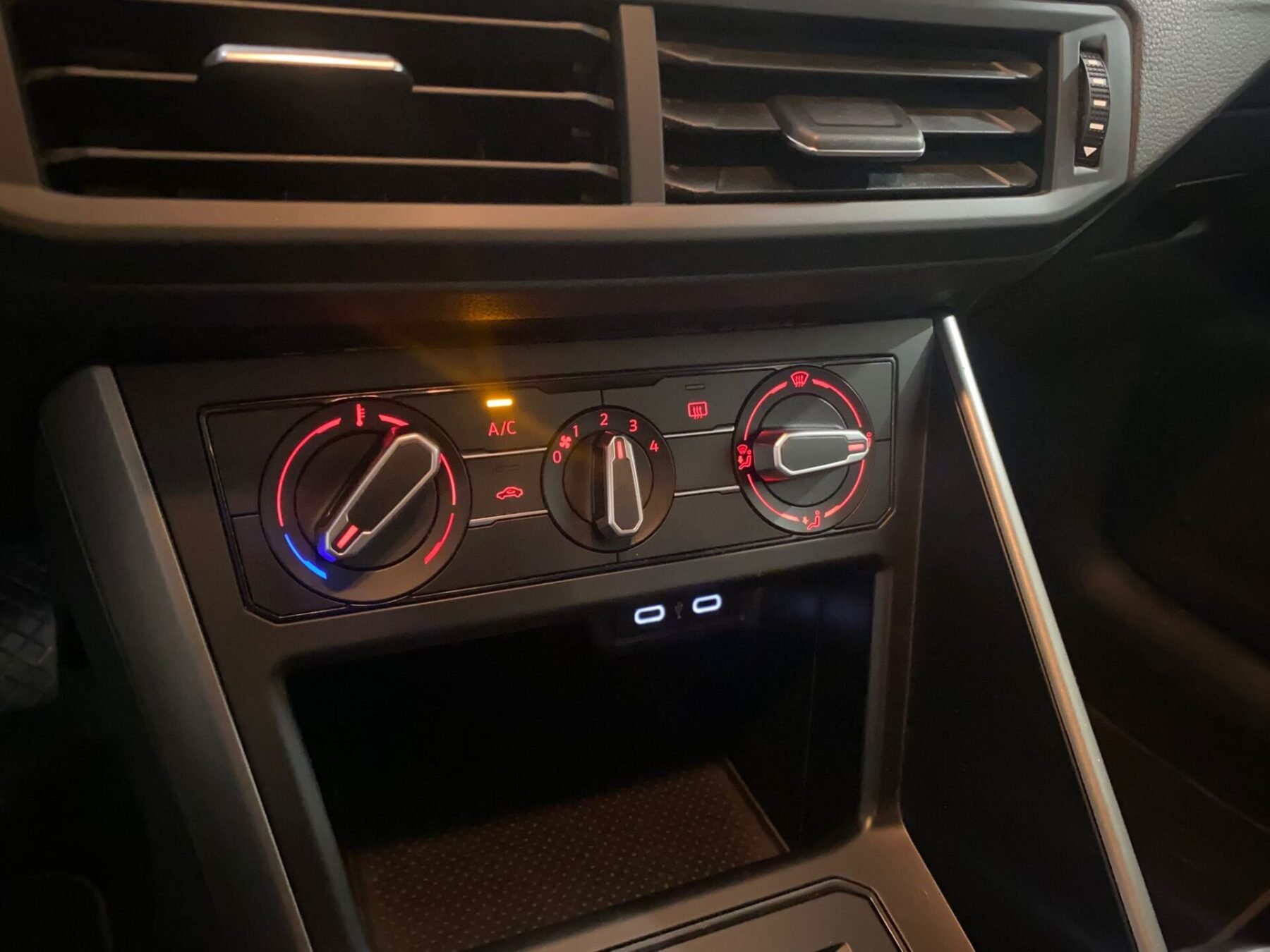 VOLKSWAGEN POLO Advance 1.0 TSI