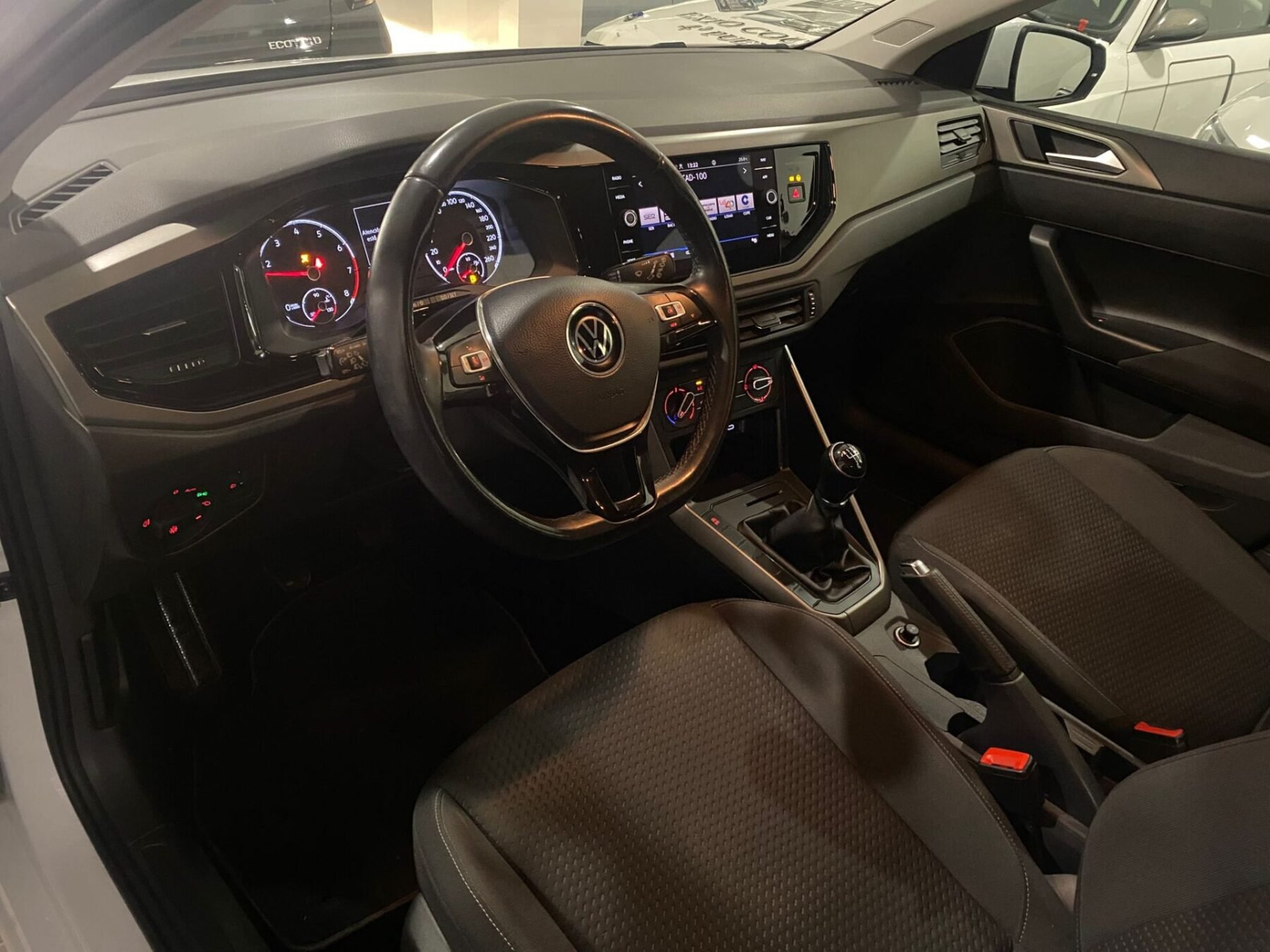 VOLKSWAGEN POLO Advance 1.0 TSI