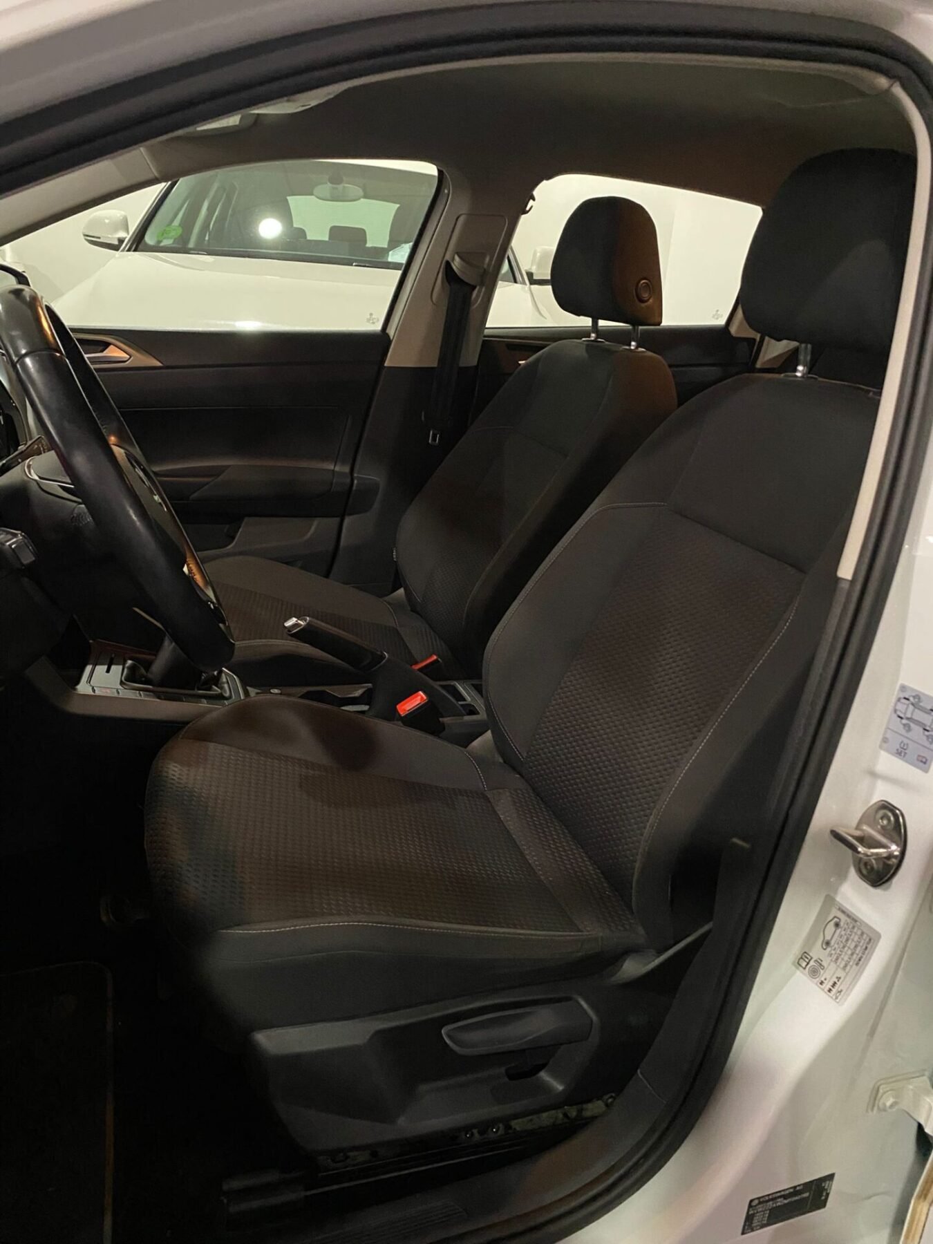 VOLKSWAGEN POLO Advance 1.0 TSI