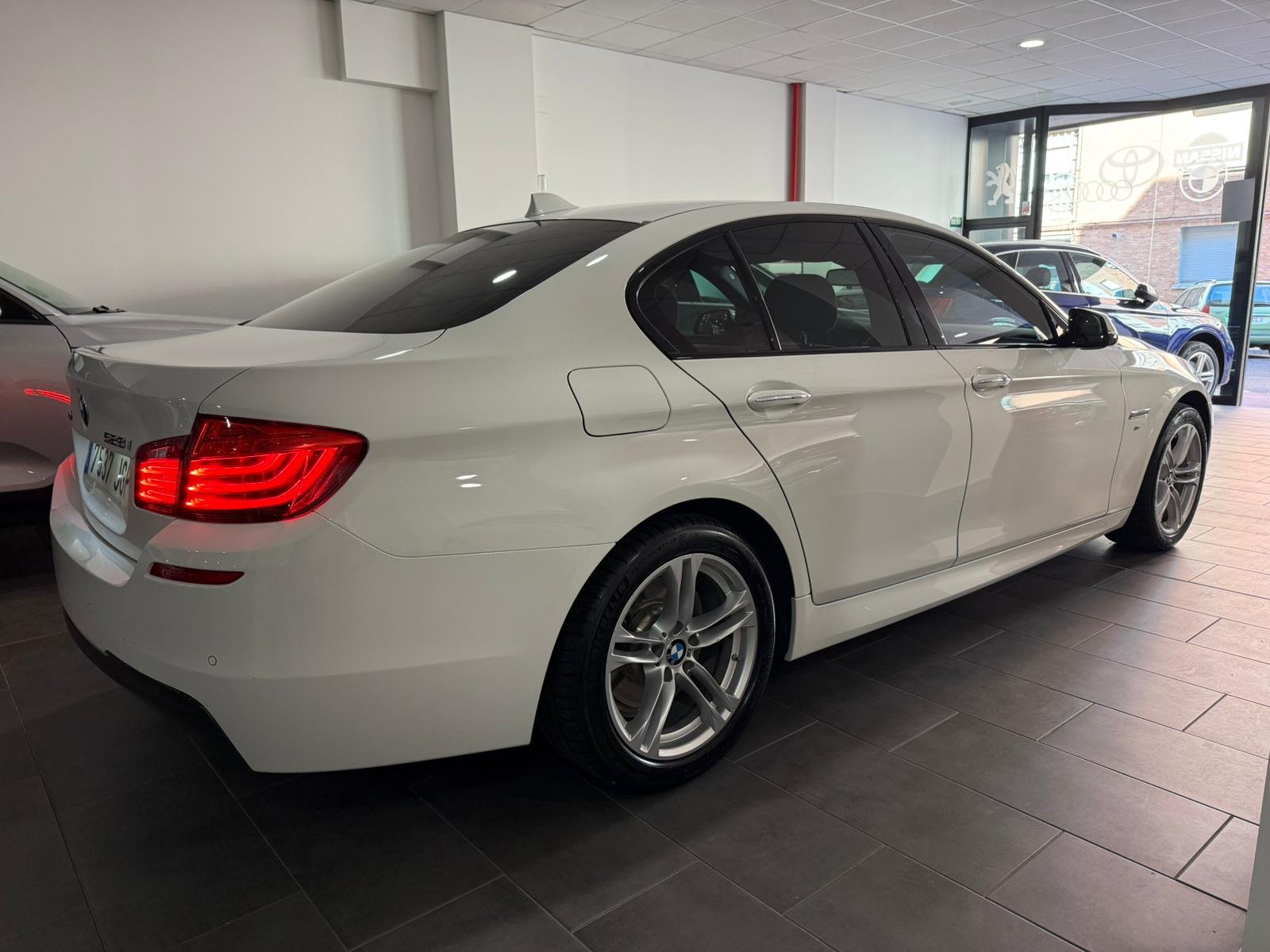 BMW Serie 5 528iA xDrive M-Sport