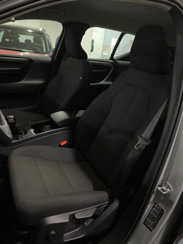 VOLVO XC40 1.5 T2 Essential 