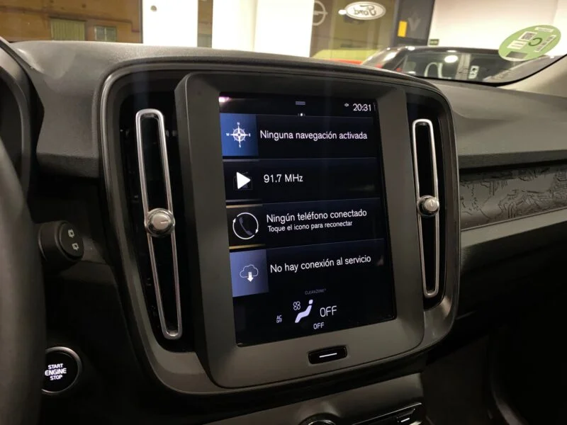 VOLVO XC40 1.5 T2 Essential 