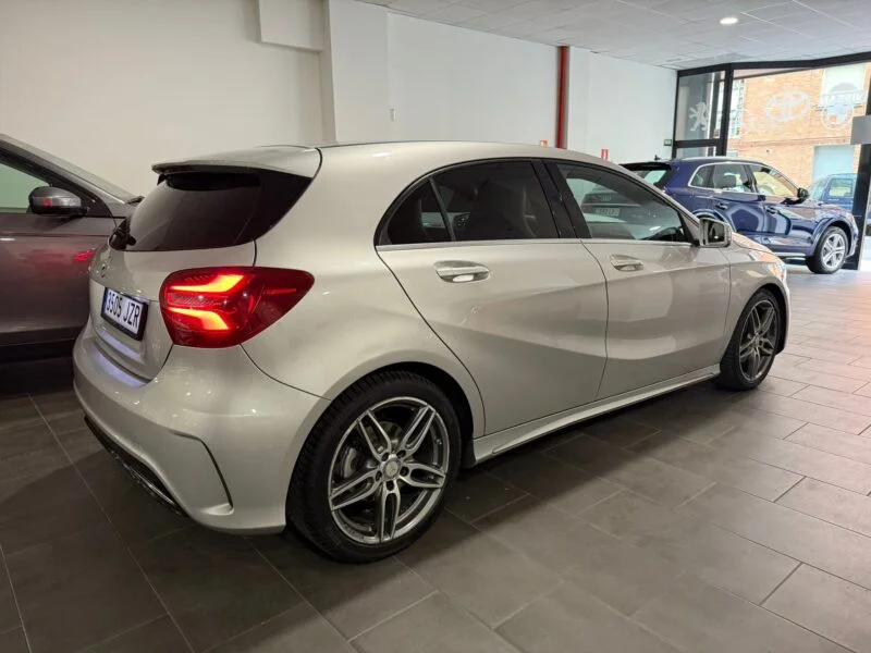 MERCEDES-BENZ Clase A 200 d