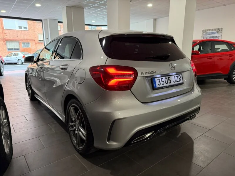MERCEDES-BENZ Clase A 200 d