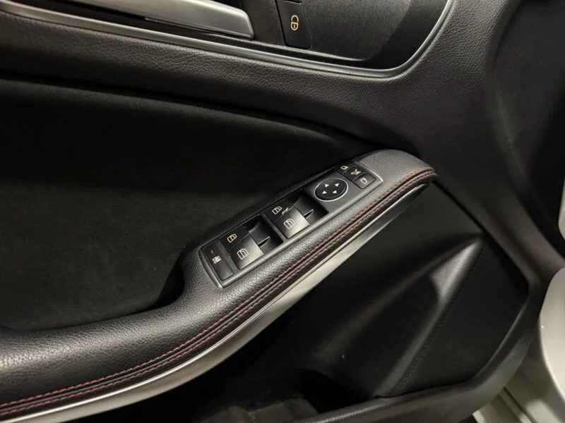 MERCEDES-BENZ Clase A 200 d