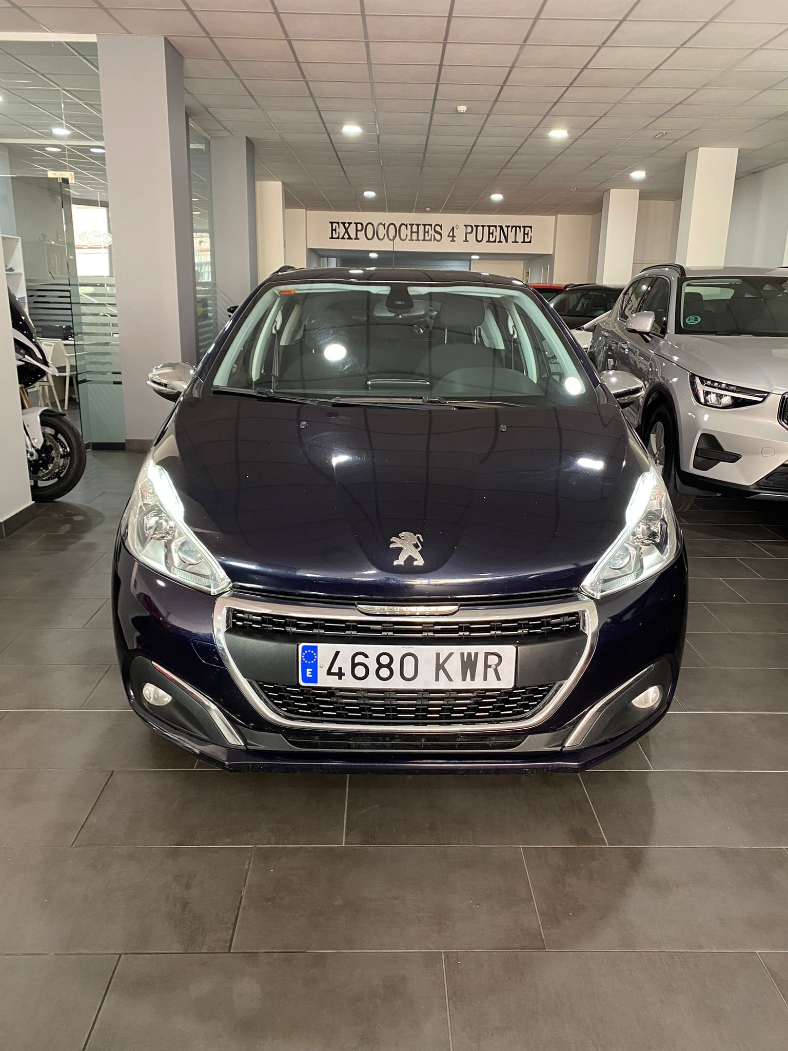 PEUGEOT 208 5P Signature BlueHDi 73KW 100CV