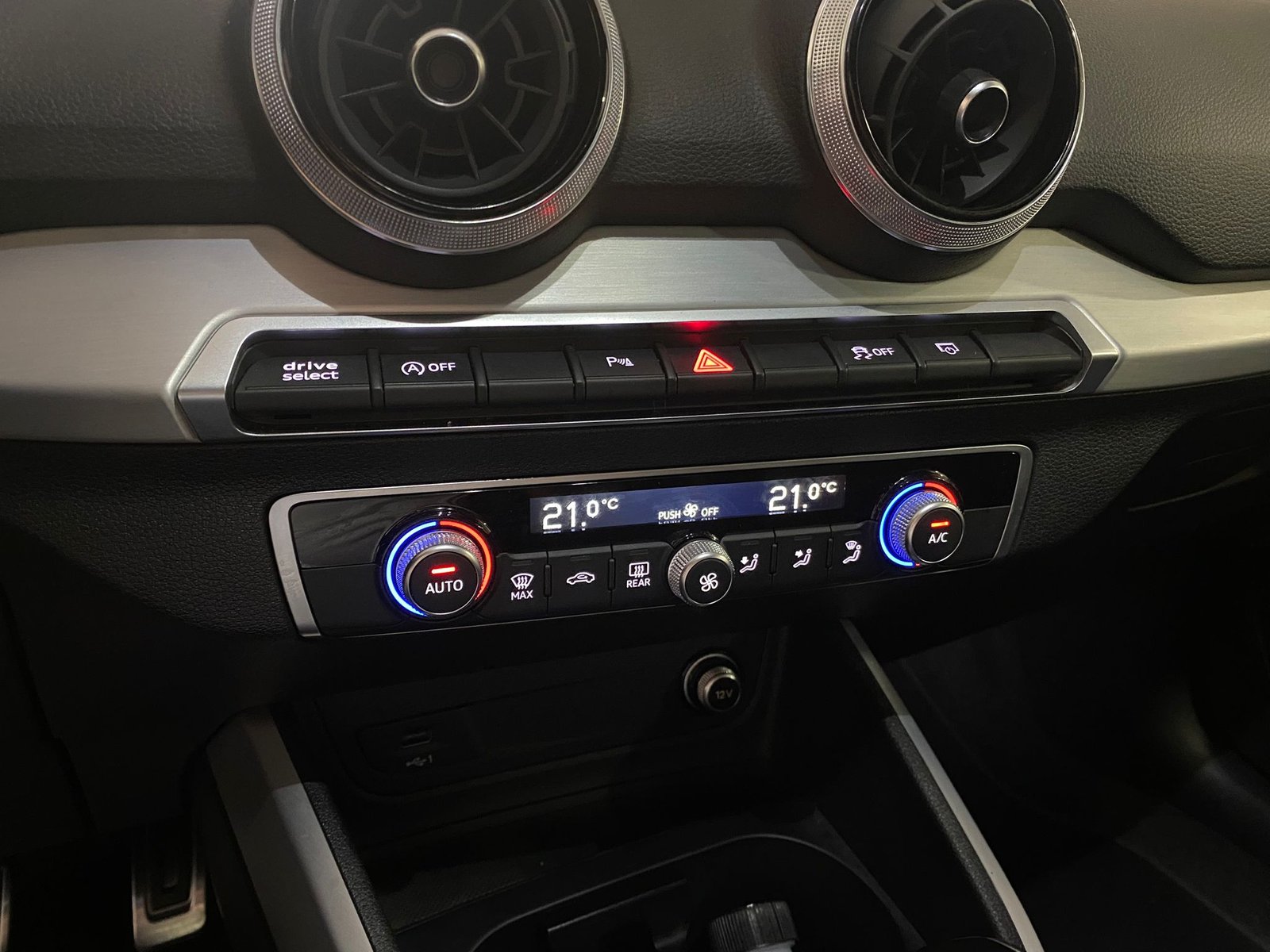AUDI Q2 S line 35 TFSI 110kW 150CV S tronic