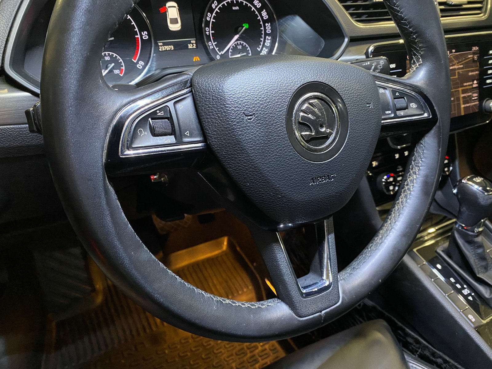 SKODA SUPERB 2.0 TDI DSG Style