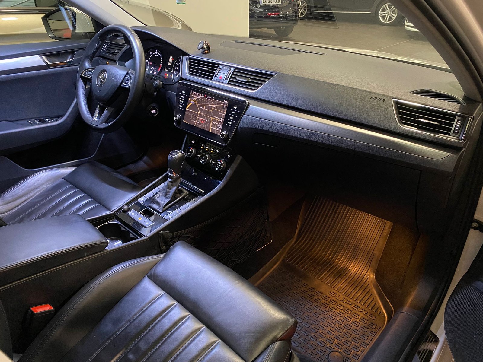 SKODA SUPERB 2.0 TDI DSG Style