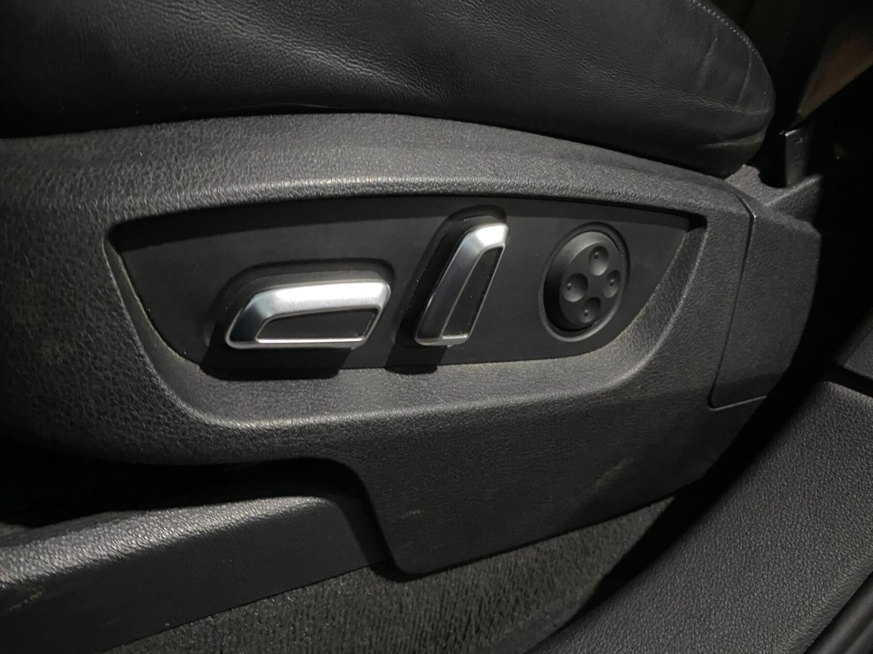 AUDI Q7 3.0 TDI quattro tiptronic Ambition