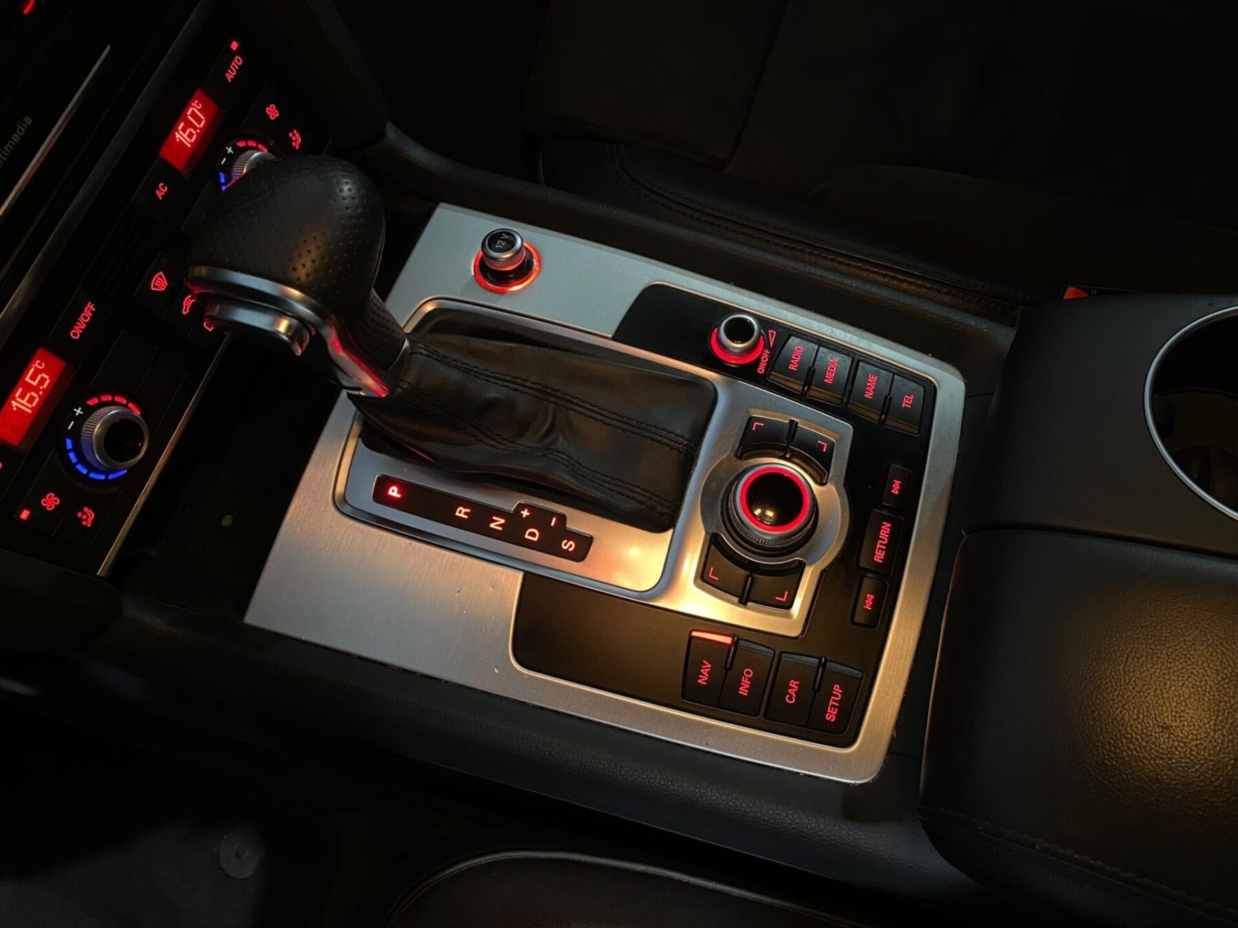 AUDI Q7 3.0 TDI quattro tiptronic Ambition