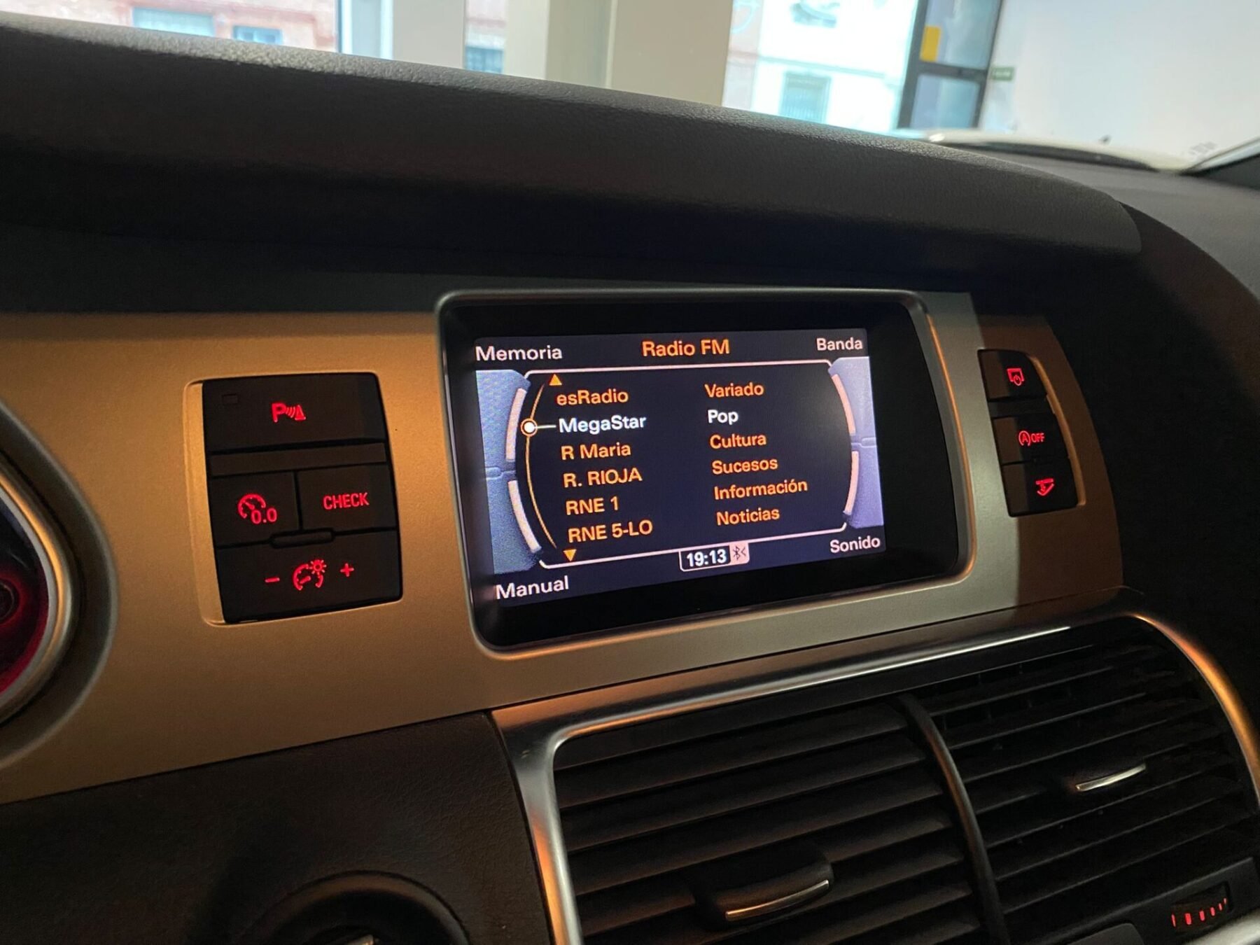 AUDI Q7 3.0 TDI quattro tiptronic Ambition