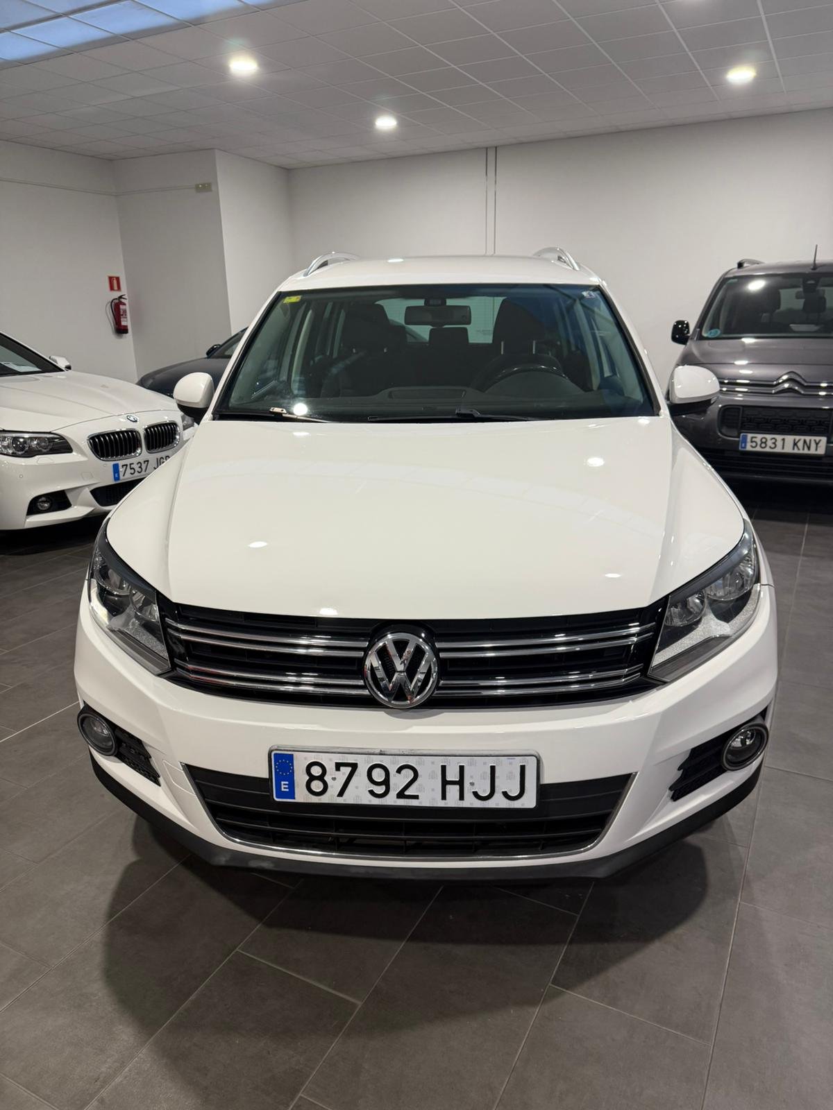 VOLKSWAGEN TIGUAN 2.0 TDI 4x4 Sport BlueMotion Tech