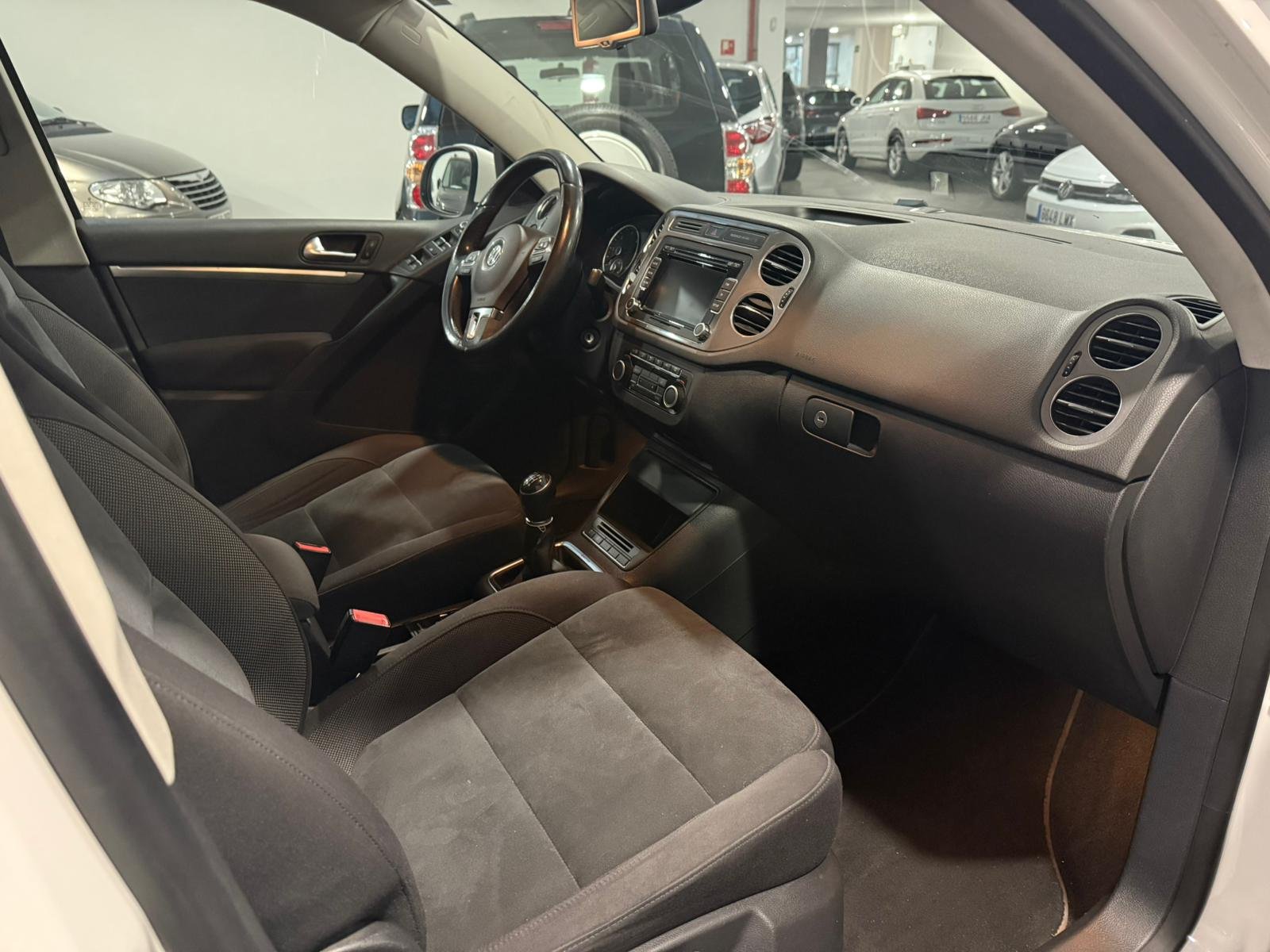 VOLKSWAGEN TIGUAN 2.0 TDI 4x4 Sport BlueMotion Tech