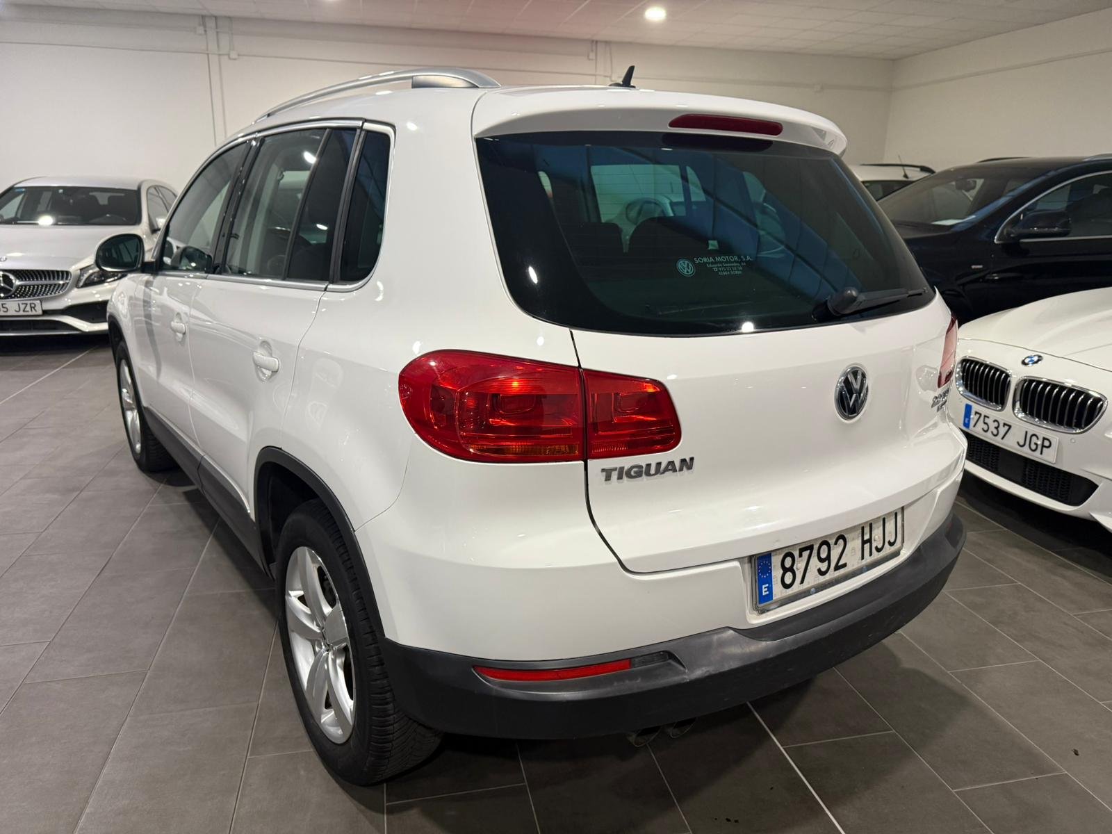 VOLKSWAGEN TIGUAN 2.0 TDI 4x4 Sport BlueMotion Tech