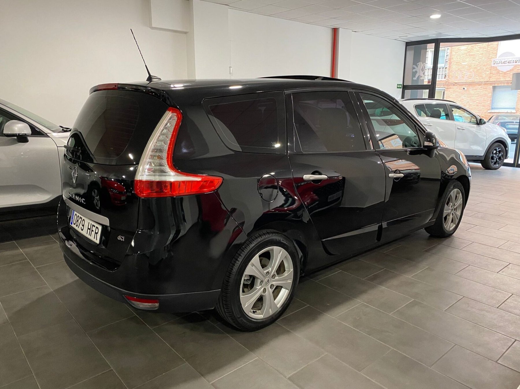 RENAULT Grand Scenic Dynamique dCi 130 7 plazas