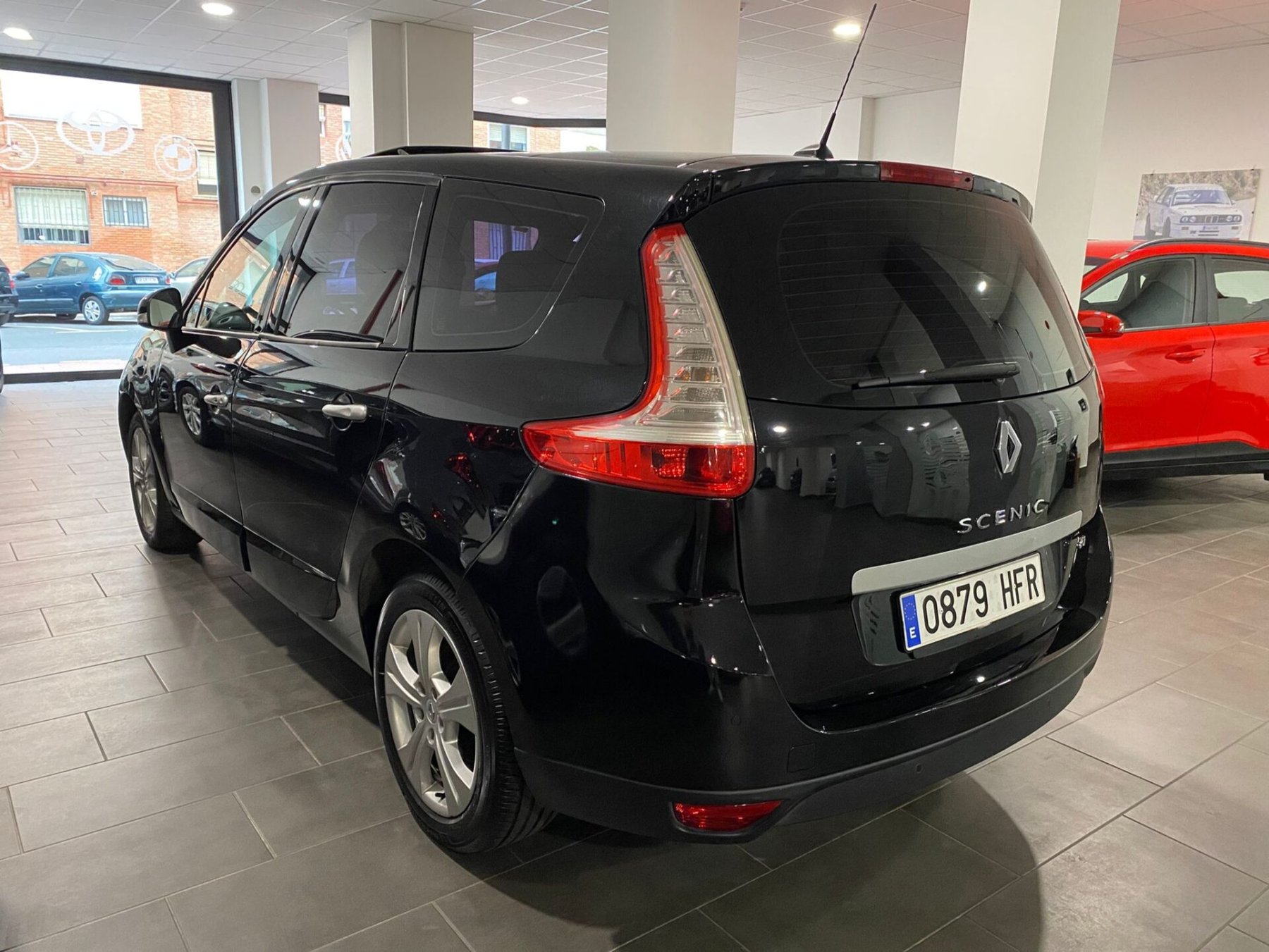 RENAULT Grand Scenic Dynamique dCi 130 7 plazas