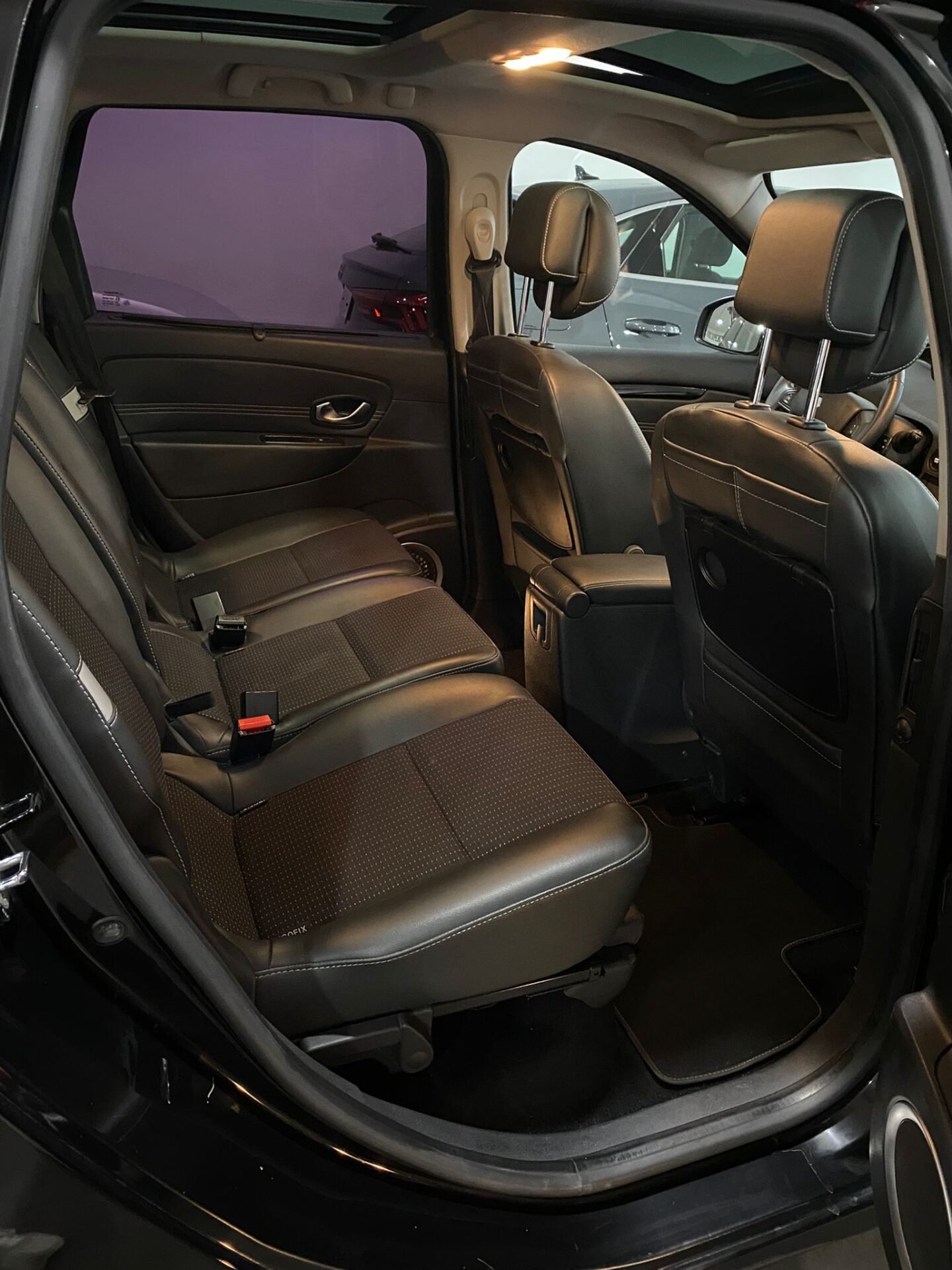 RENAULT Grand Scenic Dynamique dCi 130 7 plazas
