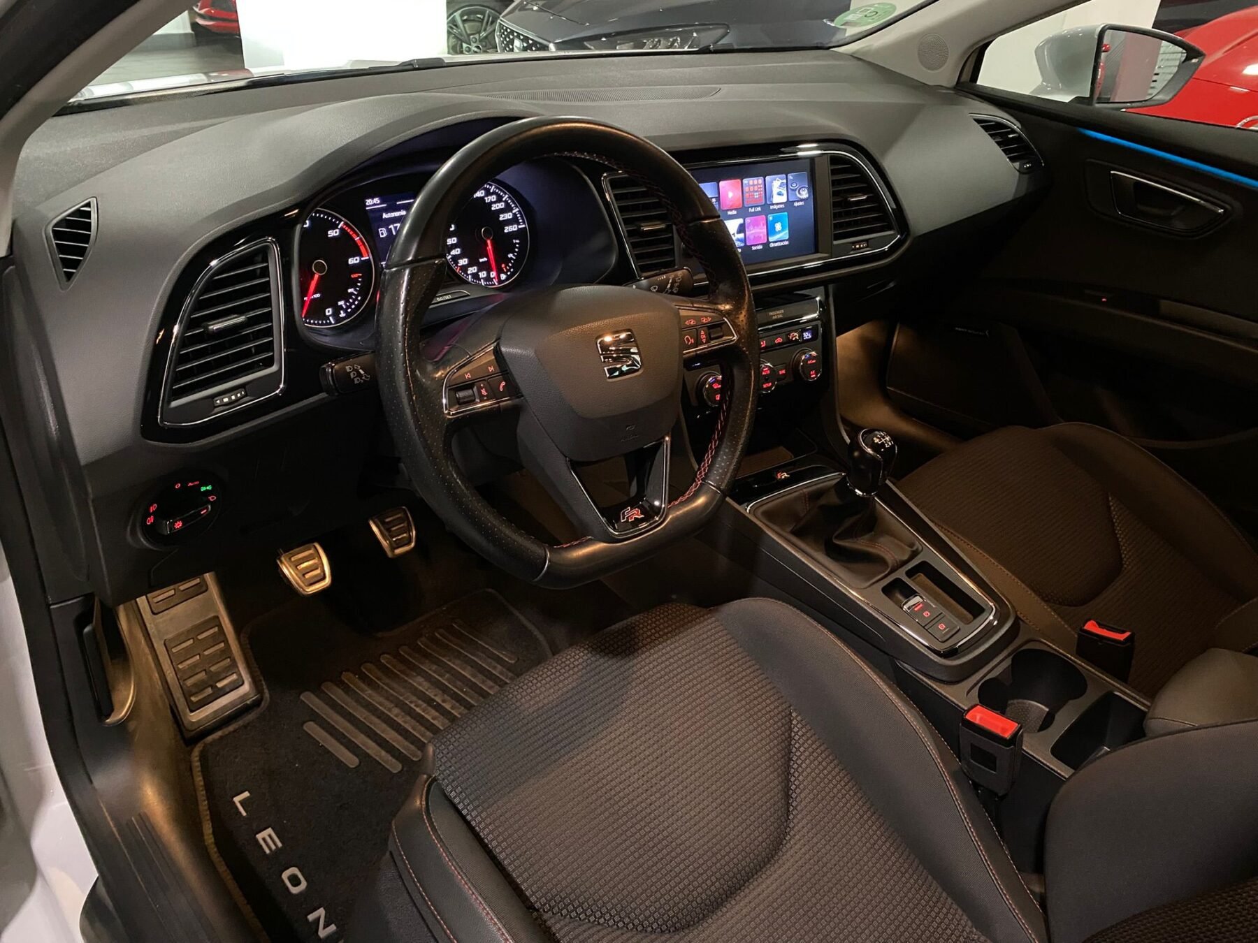 SEAT LEON ST 2.0 TDI SS FR Advanced