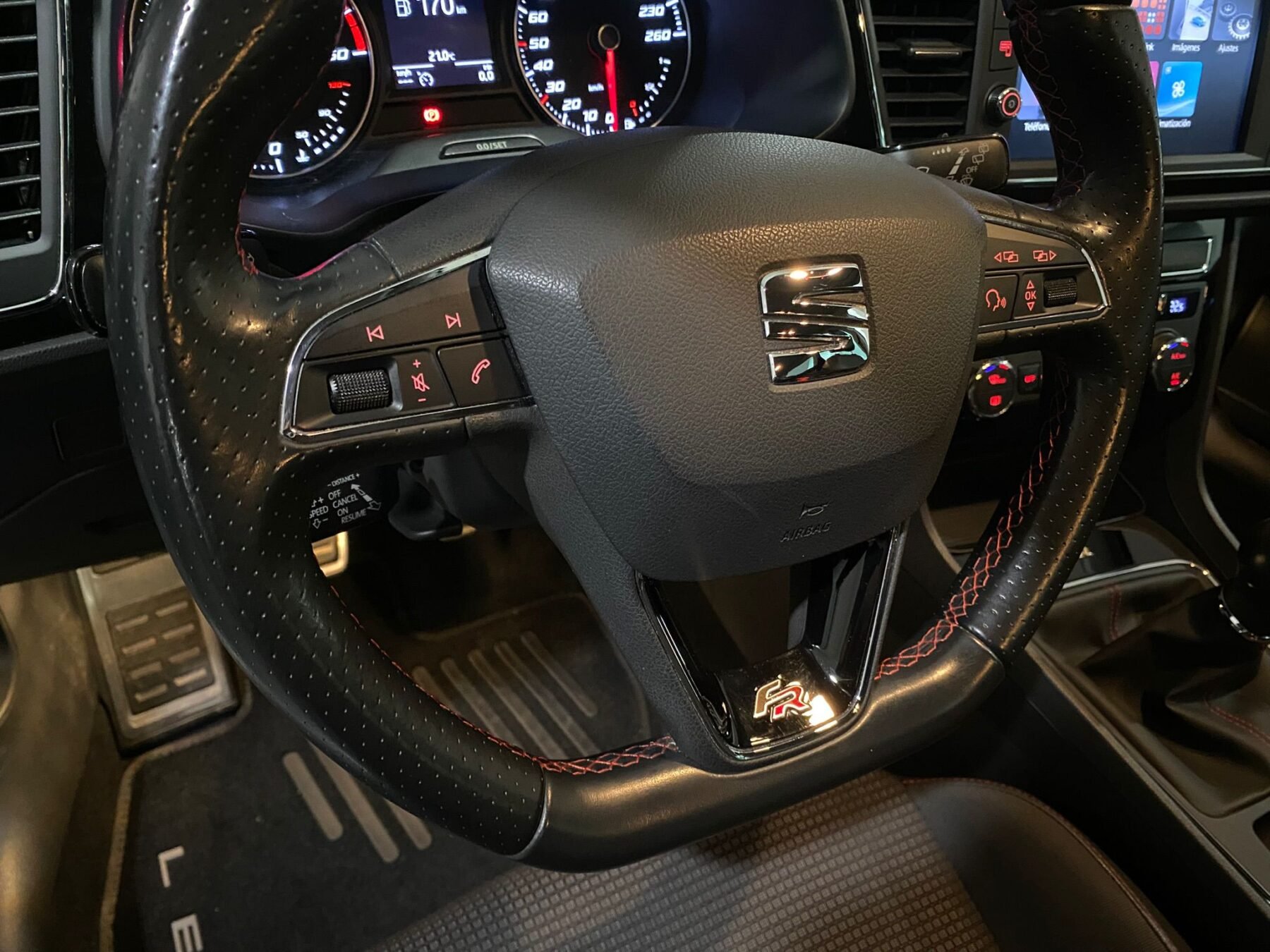 SEAT LEON ST 2.0 TDI SS FR Advanced