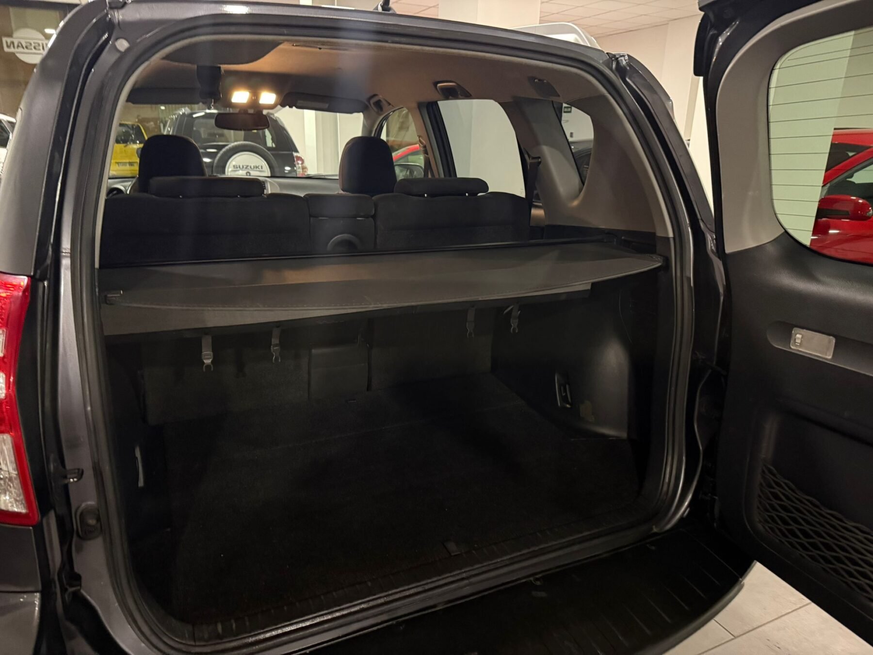 TOYOTA RAV4 2.2 D4D Advance 4x2