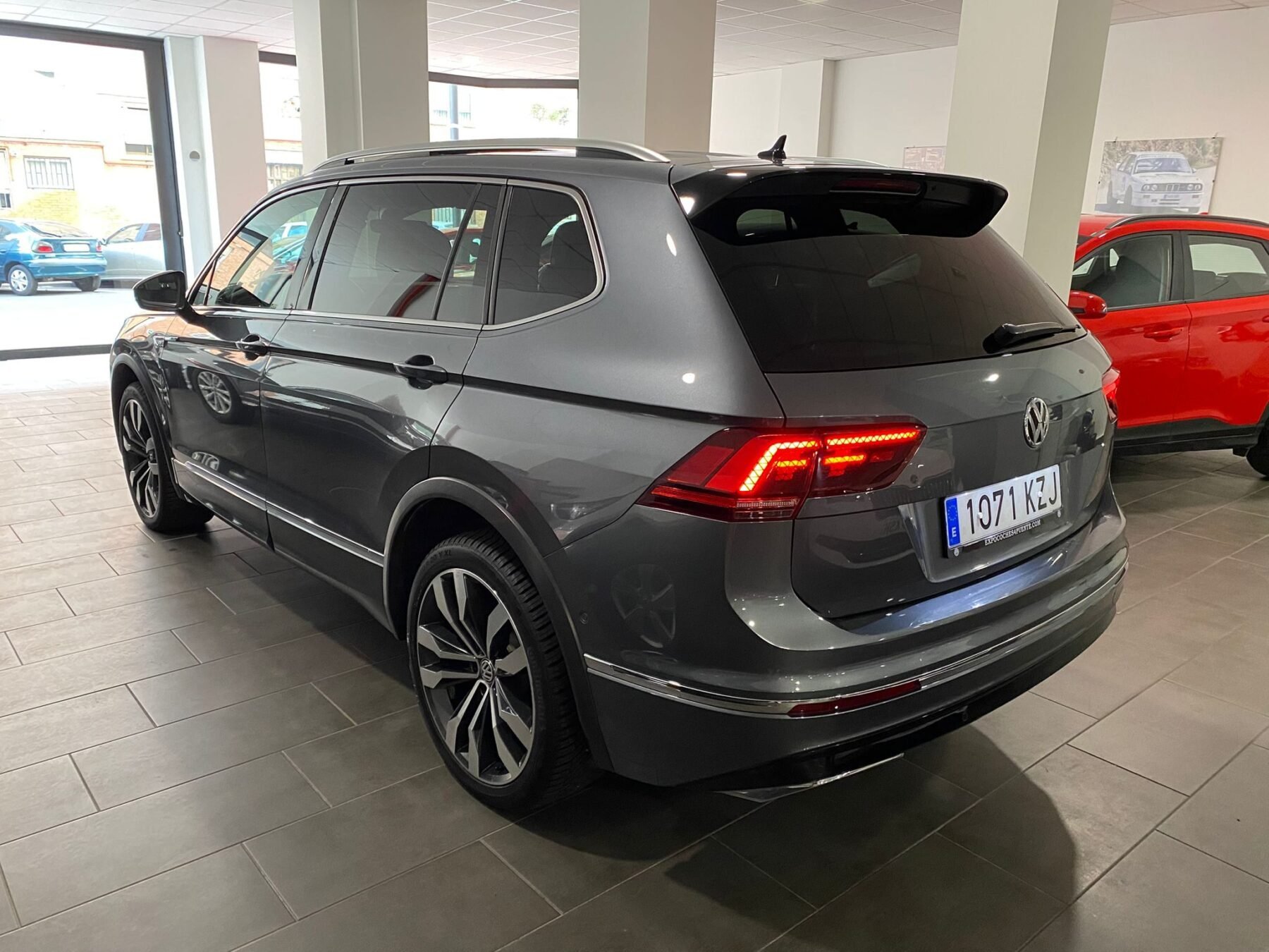 VOLKSWAGEN TIGUAN Allspace R-Line 2.0 TDI 4Motion DSG