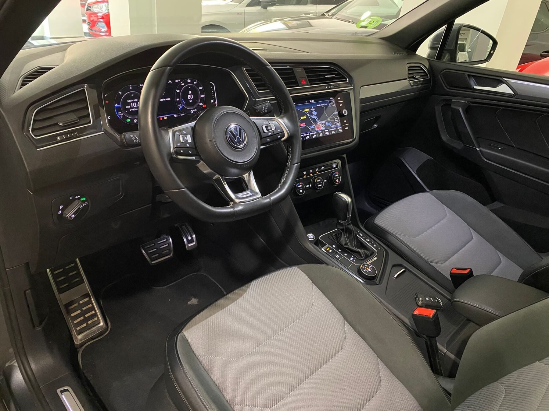 VOLKSWAGEN TIGUAN Allspace R-Line 2.0 TDI 4Motion DSG