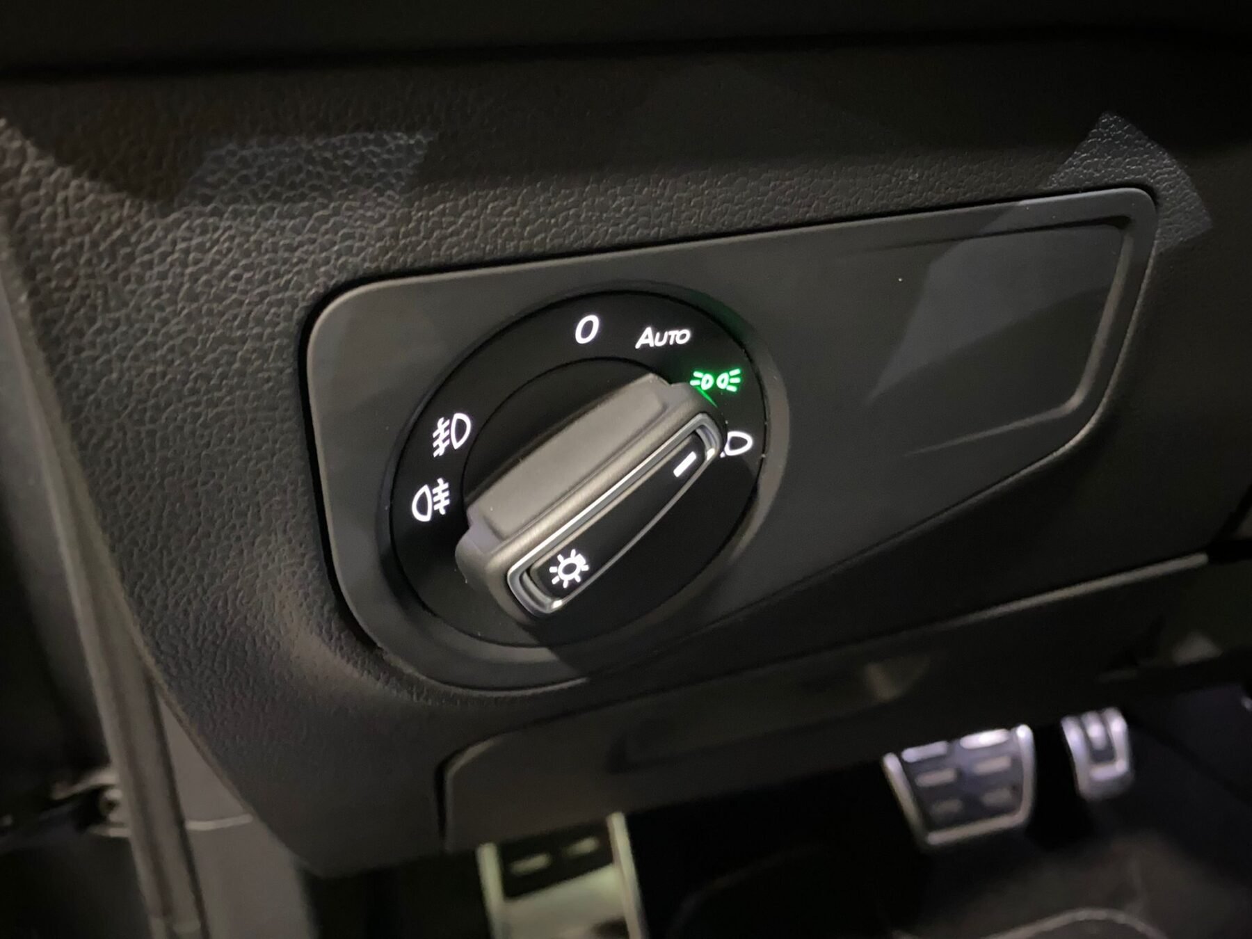 VOLKSWAGEN TIGUAN Allspace R-Line 2.0 TDI 4Motion DSG