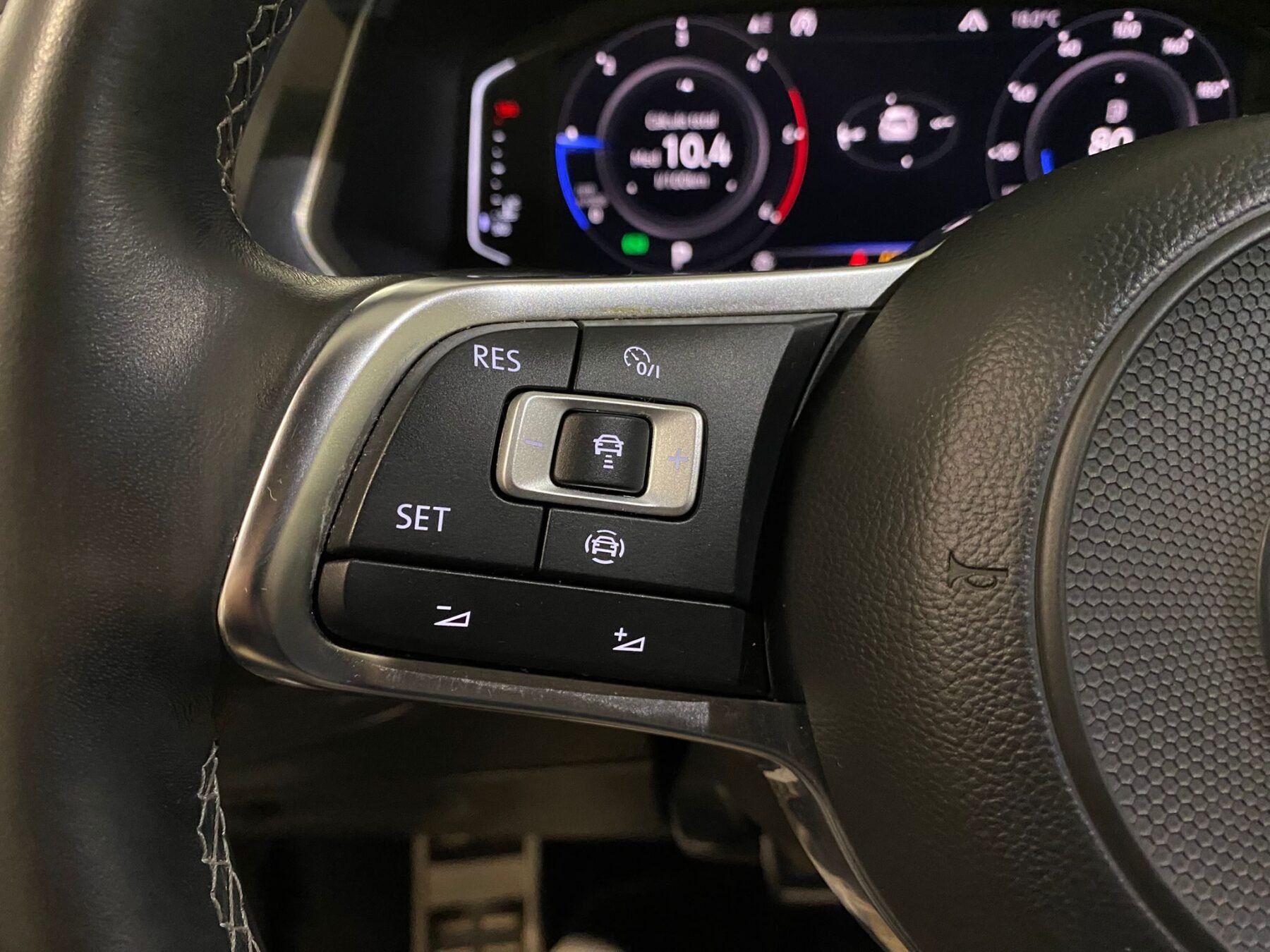 VOLKSWAGEN TIGUAN Allspace R-Line 2.0 TDI 4Motion DSG